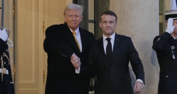 بالفيديو.. مصافحة “ترامب وماكرون” تشعل الجدل مجدداً