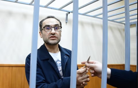 “القضاء الروسي” يحكم بالسجن 15 عامًا على جاسوس أمريكي