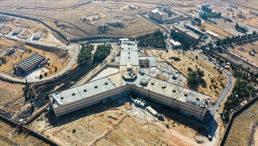 تركية تخوض مهمة في سجن “صيدنايا” السوري