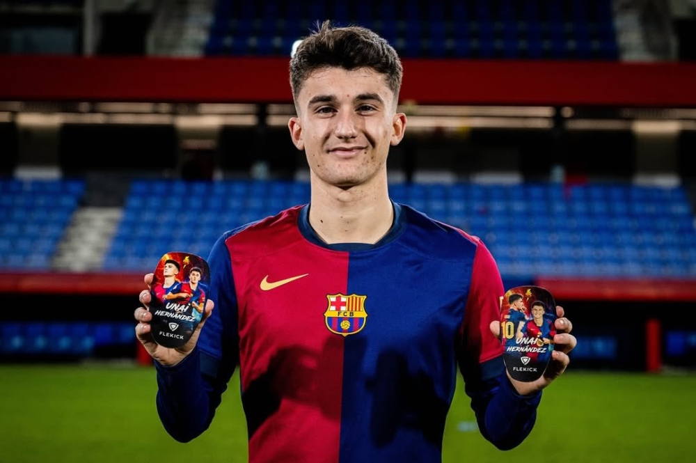 في نهاية “الميركاتو الشتوي”.. الاتحاد يتفق مع لاعب برشلونة