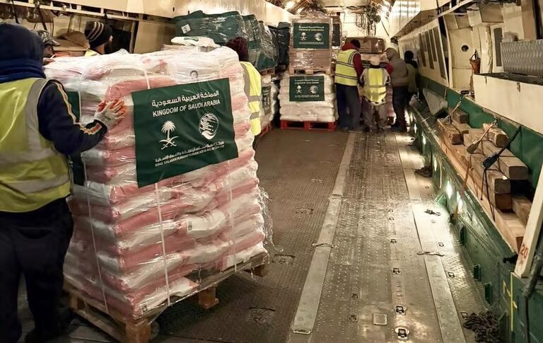 الطائرة السعودية الإغاثية الـ9 تصل إلى مطار دمشق