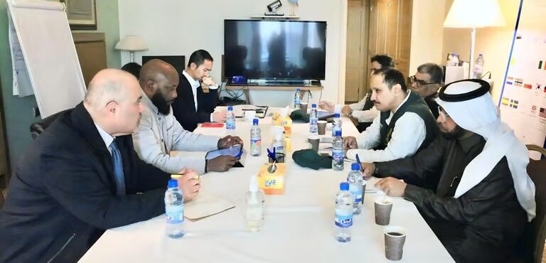 فريق إغاثي الملك يلتقي مسؤولي شؤون اللاجئين بسوريا