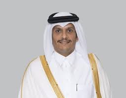 رئيس مجلس الوزراء القطري يصل الرياض وفي مقدمة مستقبليه نائب أمير المنطقة