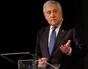 روما تستدعي السفير الإيراني بعد اعتقال صحفية إيطالية في طهران