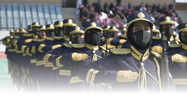 تخريج دفعة نسائية من الدورة التأهيلية للفرد الأساسي بكلية الملك فهد الأمنية