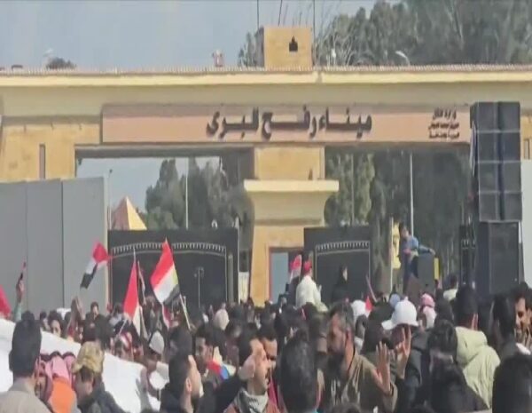 بعد 9 أشهر من إغلاقه.. إعادة فتح معبر رفح البري