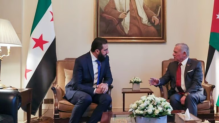 في لقائه مع الشرع.. ملك الأردن يشيد بمخرجات مؤتمر الحوار الوطني السوري