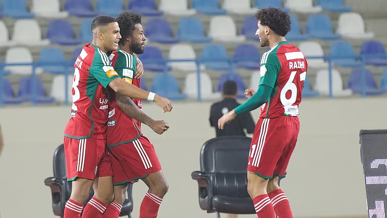 “دوري روشن”.. الاتفاق يفوز على الأخدود بثنائية