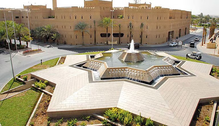 بتكلفة تتجاوز 8 مليار.. بدء تنفيذ مشاريع “المجموعة الثانية” من برنامج تطوير محاور الطرق بالرياض