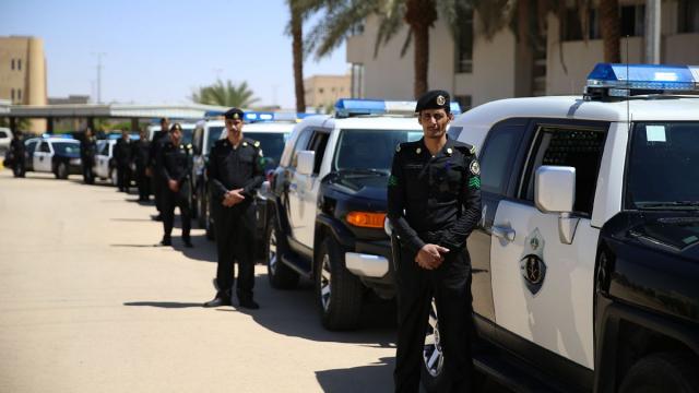 لممارستهما الدعارة.. ضبط وافدين “رجل وامرأة” في شقة سكنية بالمخواة