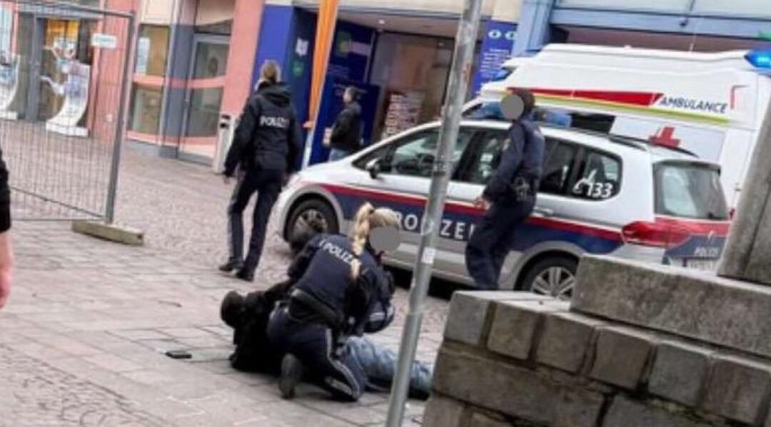 قتيل و4 جرحى طعنًا جراء هجوم في النمسا