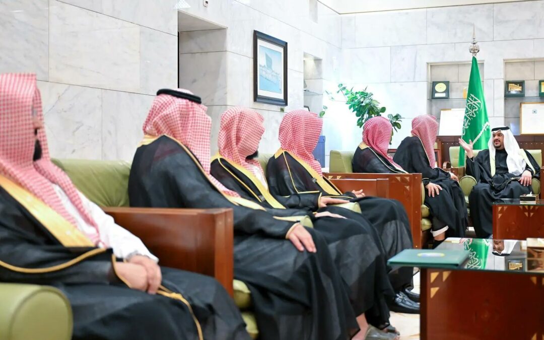 نائب أمير الرياض يطّلع على جهود وأعمال فرع هيئة الأمر بالمعروف والنهي عن المنكر بالمنطقة