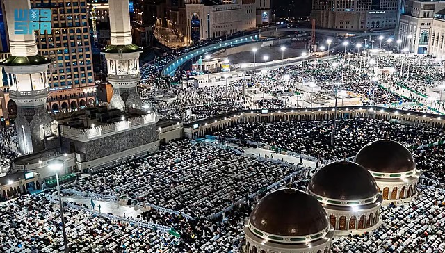 كثافة كبيرة لتحري ليلة القدر.. 3 ملايين قاصد للمسجد الحرام يوم 22 رمضان