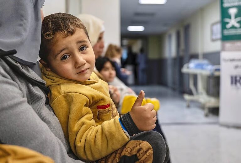 “أمل”.. إغاثي الملك يدشّن خمسة مشاريع طبية تطوعية في دمشق