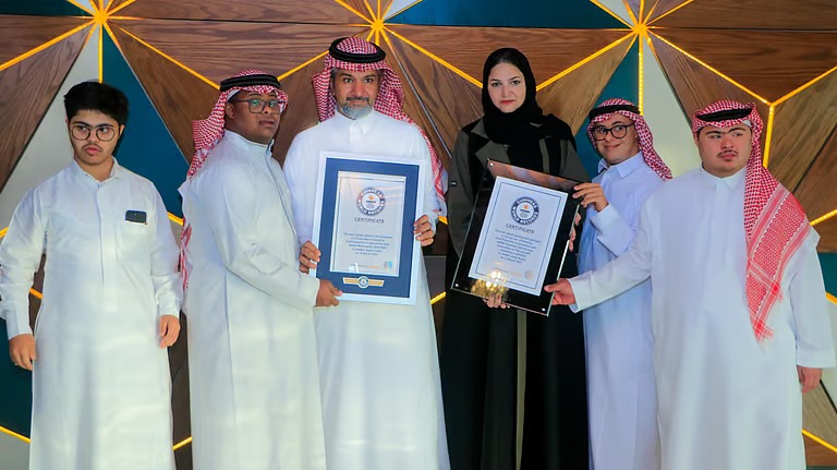 للمرة الثالثة.. أمانة جدة تدخل موسوعة “غينيس” ضمن إطار المسؤولية المجتمعية