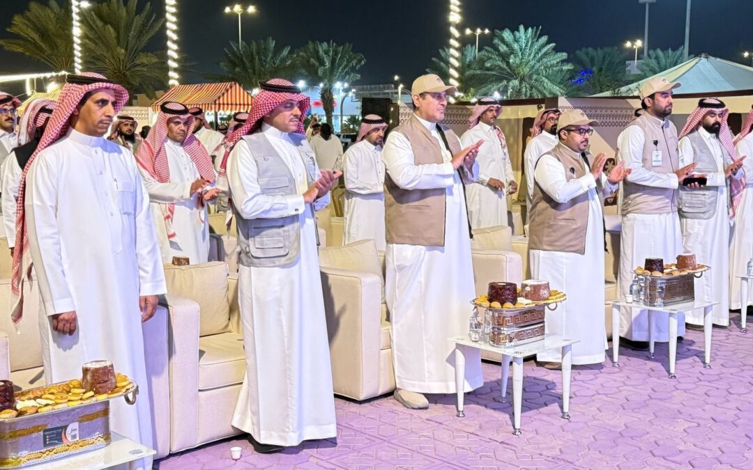 ضمن مبادرة أجاويد في نسختها الثالثة محافظ بيشة يفتتح قافلة بلدية بيشة الخدمية”