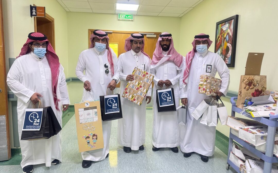 بمناسبة عيد الفطر.. فريق فعاليات المجتمع في زيارة لمرضي مستشفى واحة الصحة