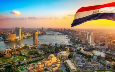 مصر تدين الهجمات على خطوط أنابيب في الرياض والمدينة