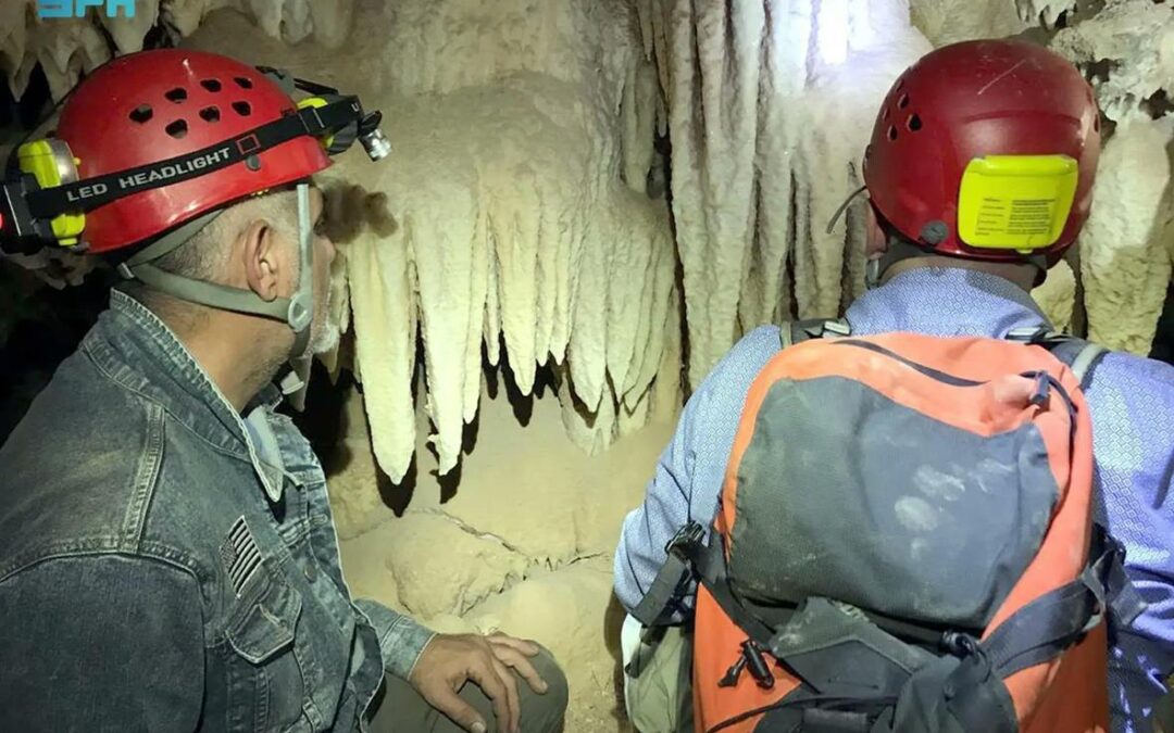 المساحة الجيولوجية: إتاحة 150 كهفًا في المملكة لـ “البحث العلمي”