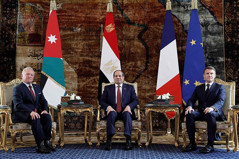 قادة مصر والأردن وفرنسا يدعون إلى وقف فوري لإطلاق النار في غزة