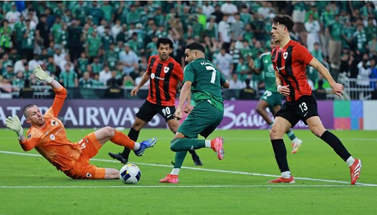 هدف محرز يفوز بجائزة أفضل أهداف دور الـ16 في دوري أبطال آسيا للنخبة