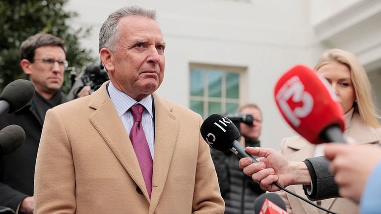 نتائج بناءة للجولة الأولى من المفاوضات الأمريكية الإيرانية