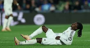 ريال مدريد يفتقد جهود كامافينجا حتى نهاية الموسم