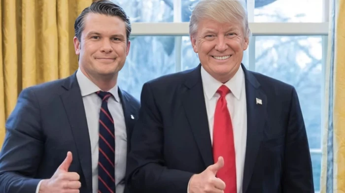 وزير الدفاع الأميركي ينفي تقارير مشاركته معلومات عسكرية