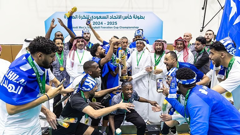 الهلال يُتوَّج بكأس “الطائرة” بعد تغلبه على النصر
