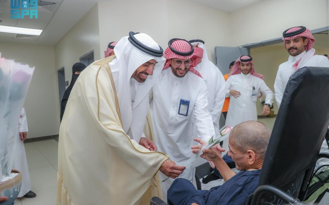 الراجحي يتفقد خدمات مكتب العمل ومركز التأهيل الشامل بالقصيم