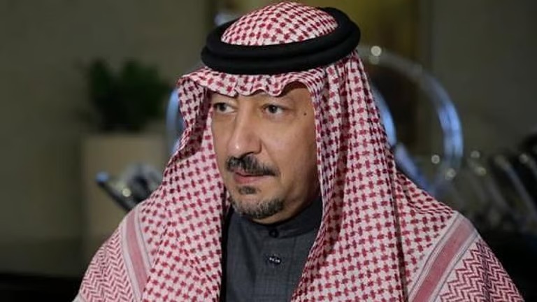 “الخريجي” يتلقى اتصالاً هاتفياً من وزير الدولة البريطاني لشؤون الشرق الأوسط وشمال إفريقيا