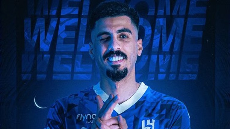 في صفقة انتقال حُر.. نادي الهلال يعلن التعاقد مع مدافع النصر “علي لاجامي”