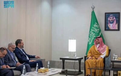 وزير الداخلية يستضيف رئيس منظمة الحج والزيارة بالجمهورية الإسلامية الإيرانية