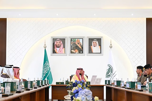 محافظ الطائف يرأس اجتماع الجهات المشاركة في خدمة الحجاج وينوه بحجم الجهود المبذولة