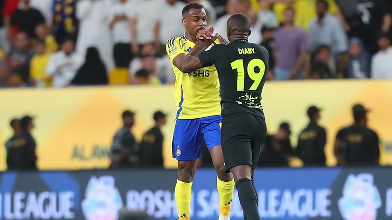 “الانضباط” تقرر إيقاف “ديابي” مباراتين وغرامة 20 ألفاً بسبب أحداث لقاء النصر والاتحاد