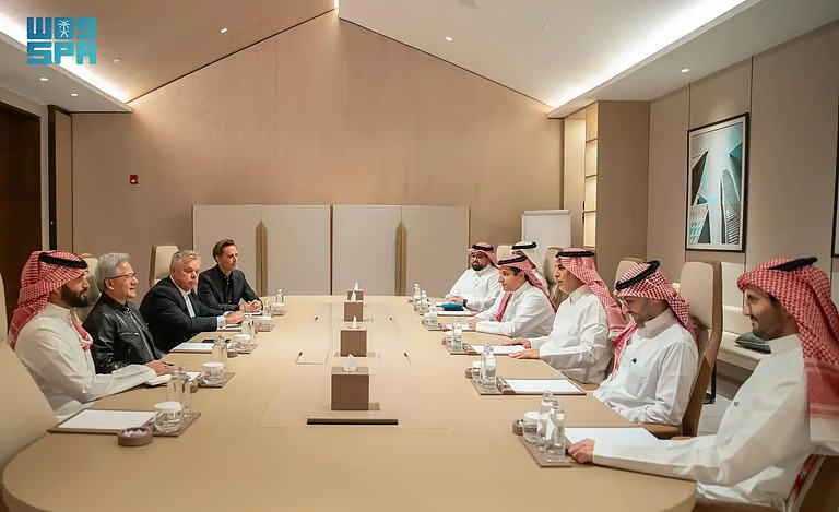 رئيس “سدايا” يلتقي الرئيس التنفيذي لشركة “إنفيديا” ويبحثان فرص الشراكة بمجال الذكاء الاصطناعي