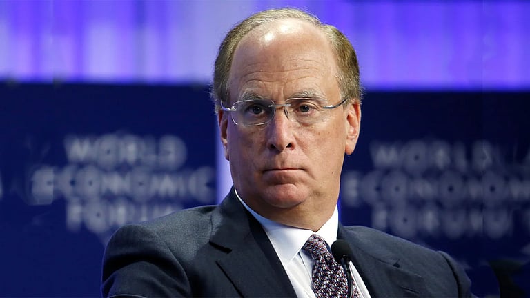 الرئيس التنفيذي لـ “بلاك روك”: المملكة أصبحت مركزاً عالمياً لجذب الاستثمارات