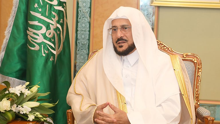 تكليف 300 من العلماء والدعاة لتقديم الفتاوى والمحاضرات لحجاج سنة 1446هـ