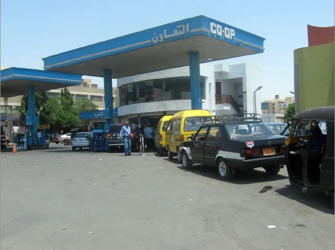 ارتفاع مستحقات موردي الوقود إلى ليبيا إلى مليار دولار