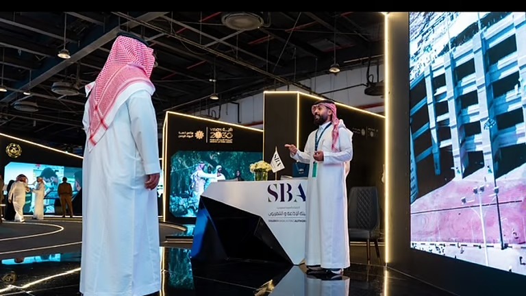 من قلب المشاعر المقدسة.. “هيئة الإذاعة والتلفزيون” تستعرض أحدث تقنياتها في “ملتقى إعلام الحج”