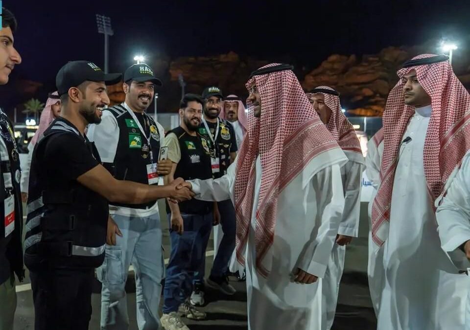 نائب أمير حائل يتوج الفائزين في بطولة حائل للدرفت 2025