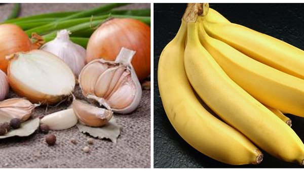 10 أطعمة تعزز صحة الأمعاء.. أبرزها الثوم والبصل والموز