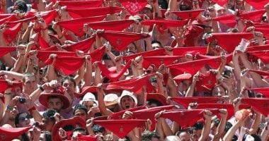 شاهد.. هتافات مؤيدة لفلسطين أثناء افتتاح مهرجان الثيران بإسبانيا