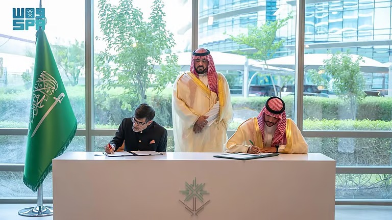 “وزارة الاقتصاد والتخطيط” تعقد مذكرة تفاهم مع مؤسسة أبحاث المراقب الهندية لتعزيز التعاون البحثي