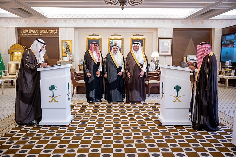 “أمير القصيم” يرعى توقيع اتفاقية لإنشاء “أكاديمية عواطف الدخيل للفتيات” بتكلفة تتجاوز 8 ملايين ريال