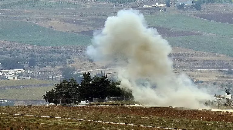 مسيّرات صهيونية تصيب مدنيين وتواصل القصف في جنوب لبنان