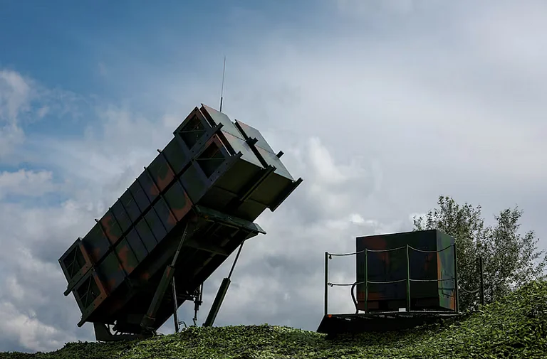 “ترامب” يُزود أوكرانيا بصواريخ باتريوت الدفاعية أمام هجمات روسيا