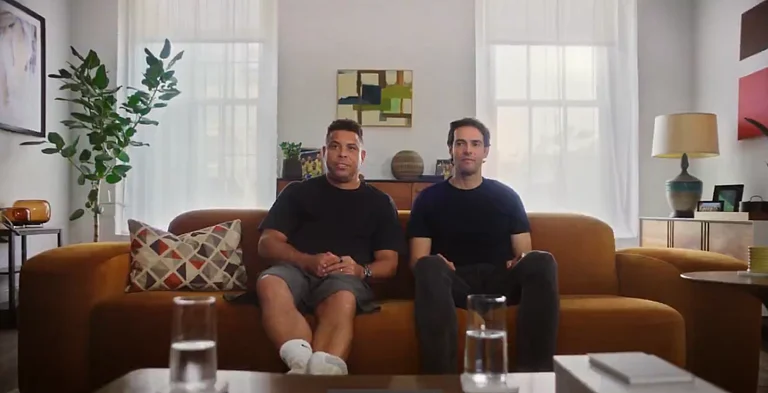 “رونالدو” و”كاكا” وجهاً لوجه في “كأس العالم للرياضات الإلكترونية” بالرياض