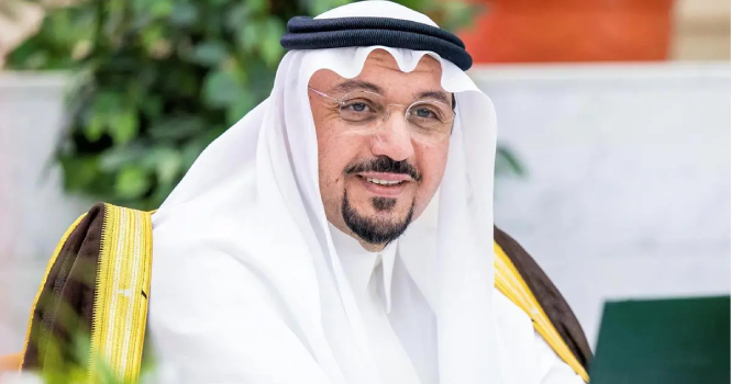 “أمير القصيم” يفتتح مركز المراقبة والتحكم بمطار الأمير نايف الدولي