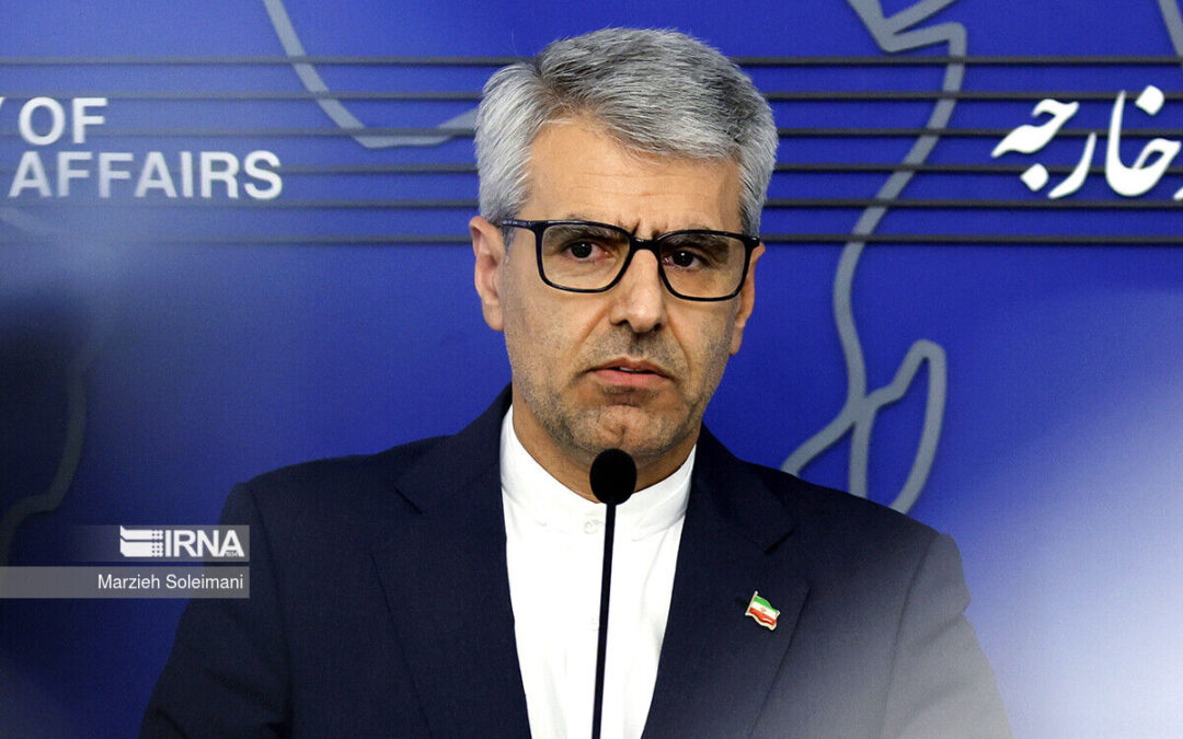 “إيران” تنفي استئناف المفاوضات النووية وتؤكد الغضب الشعبي حيال الملف